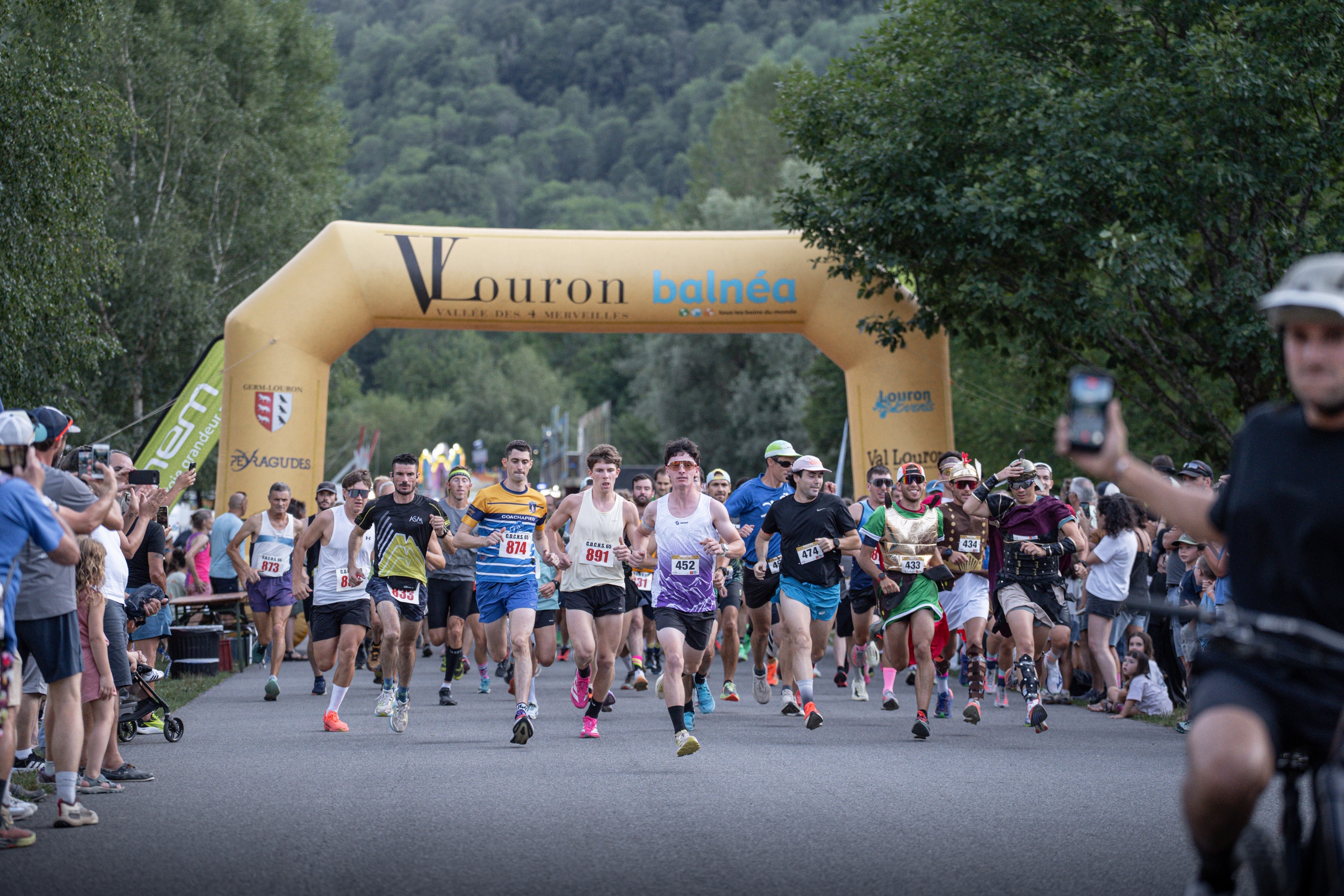 Transpyros - vendredi, Navailles Angos — Lou Raiffé Photographie