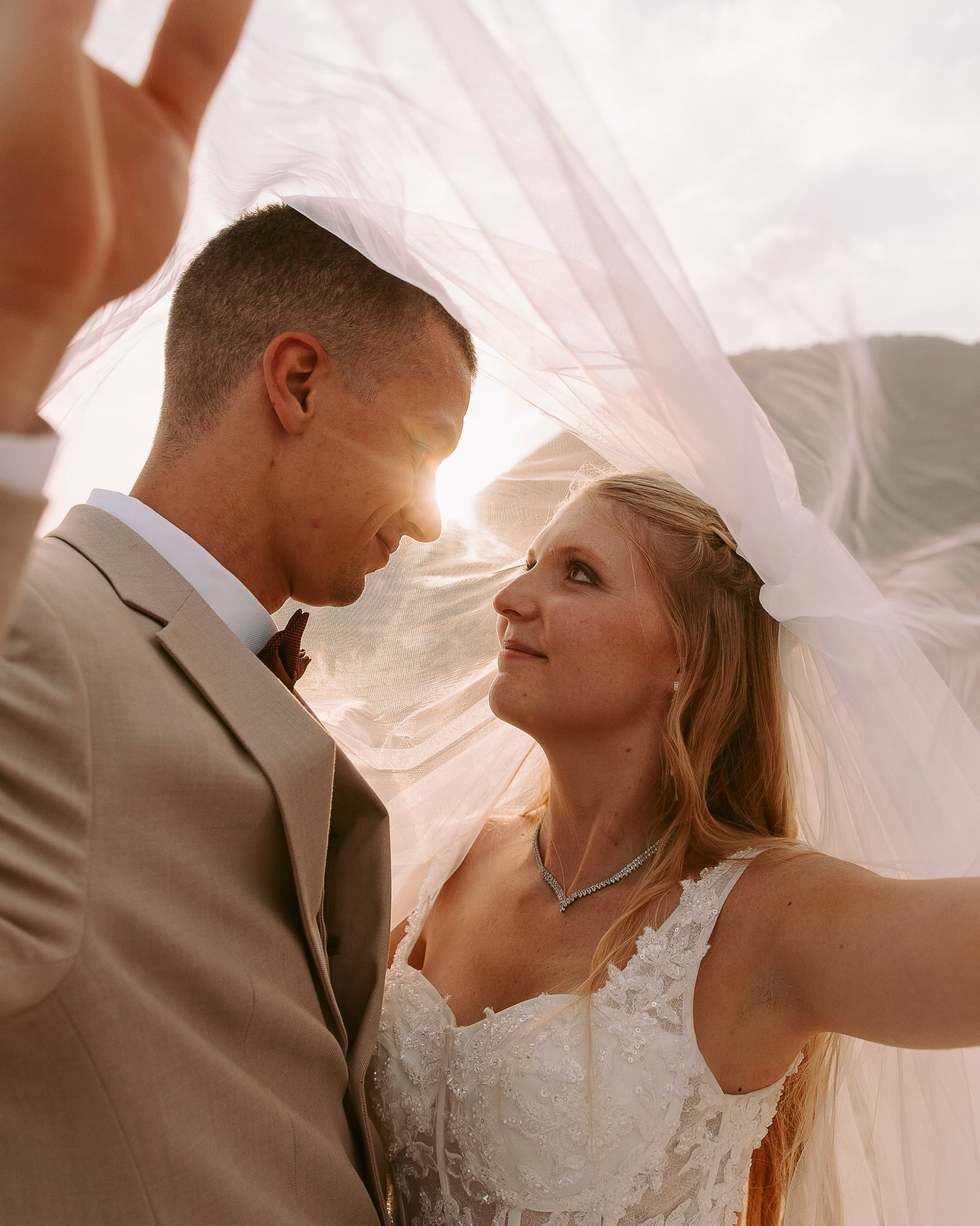 ✨ Un mariage, c’est bien plus qu’une journée… c’est une histoire que l’on écrit à deux. 🤍

C’est des mois de préparatio