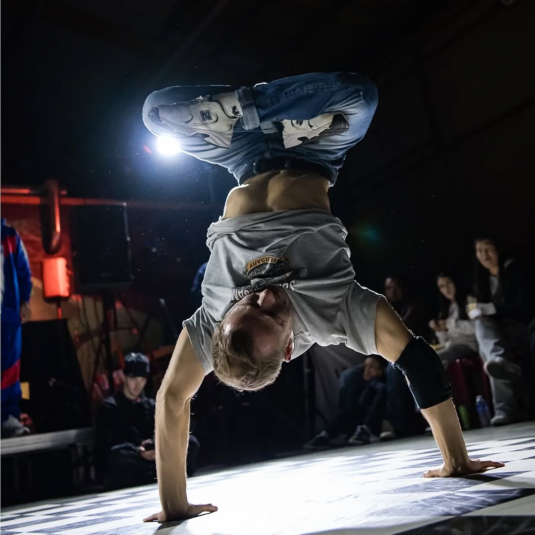 Merci de l'invit @_la.boucle_

Big up pour l'orga 🫶 @bgirl_siana /@seb_burlet 

Battle For the love 100% breaking, le r