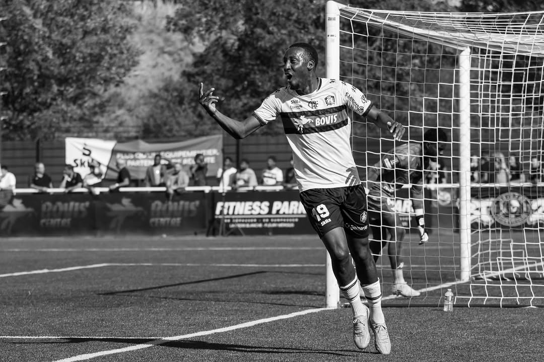 B&W 🖤🤍

@fcfleury91 🔴⚪️

#fcfleury91 #ligue3 #photography #sport #football