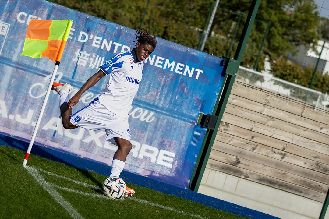 AJ Auxerre VS FC Chalon 

U17 NAT ⚽️

@aja 💙🤍