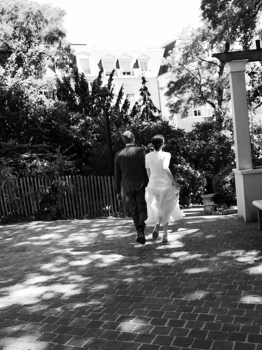 Julia et Thomas 🩶

Un honneur d’avoir pu photographier cette cérémonie, à la fois photographe et témoin 📸

#bride #pho