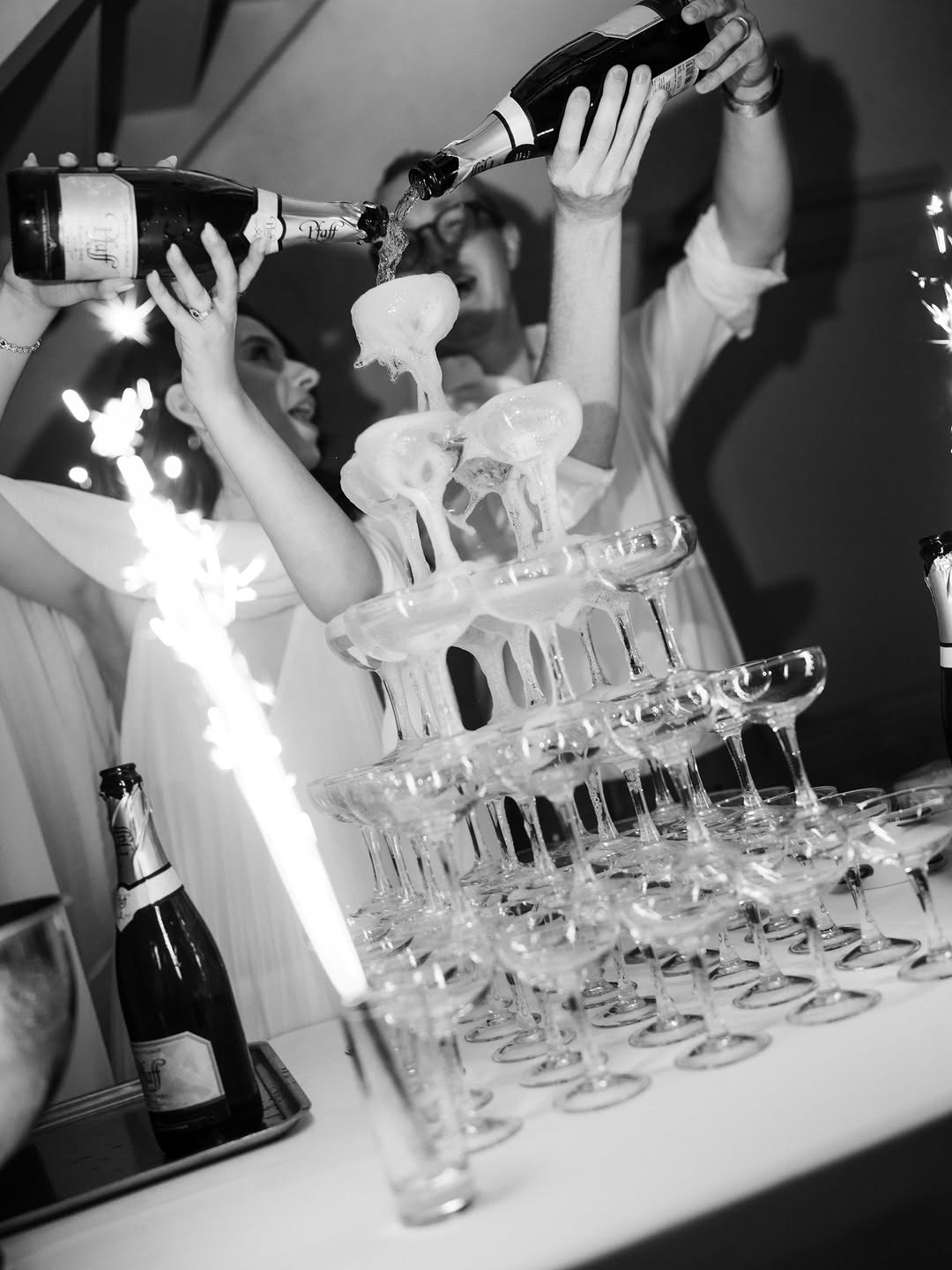 Julia et Thomas 🤍

Une si belle soirée et un lieu magnifique.
Les coupes qui s’élèvent, les sourires et la fête qui com