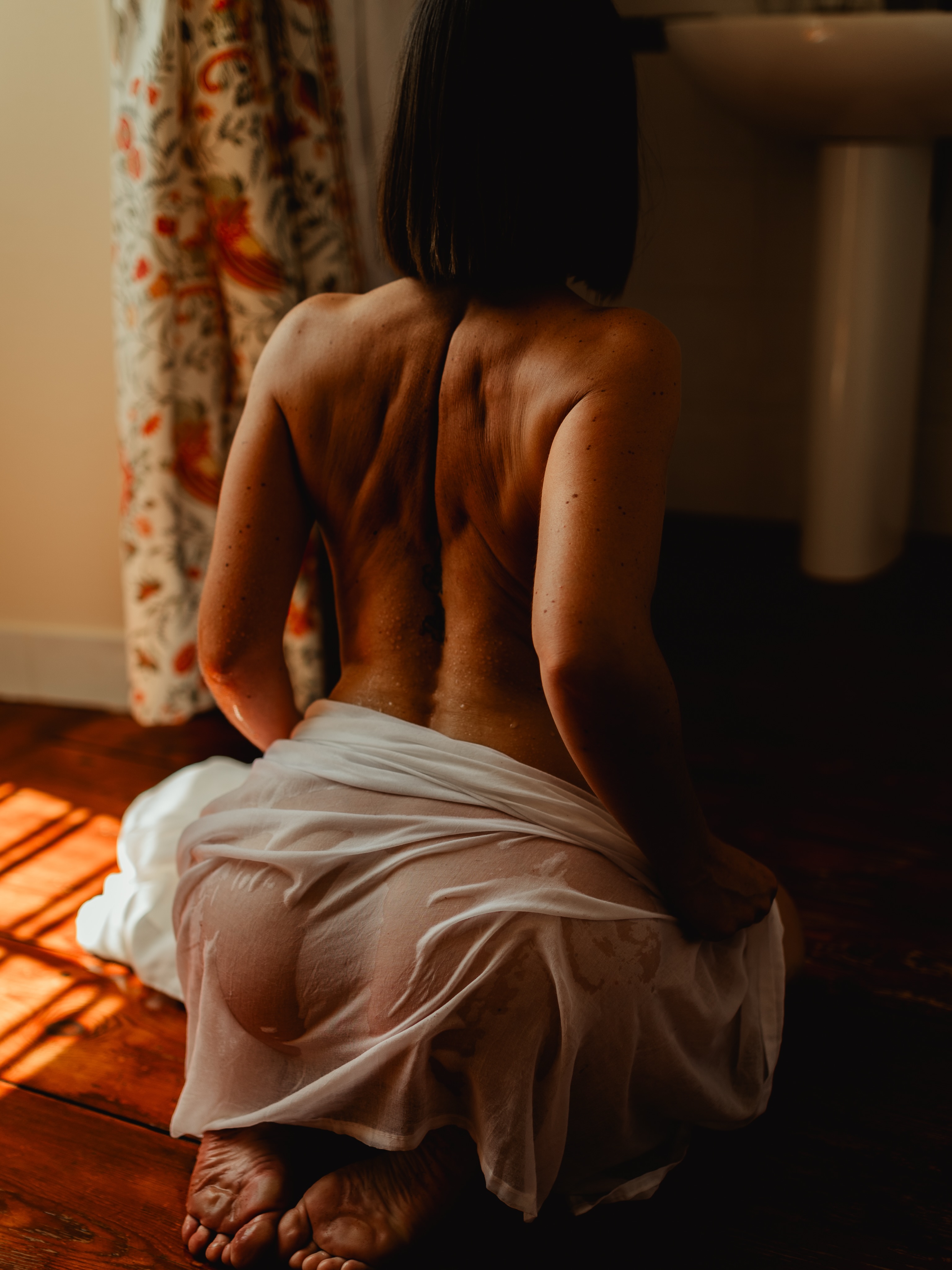 Photographe : @boudoir_des_favorites 
Modèle : @privateprettydoll 
@chateau_senailhac