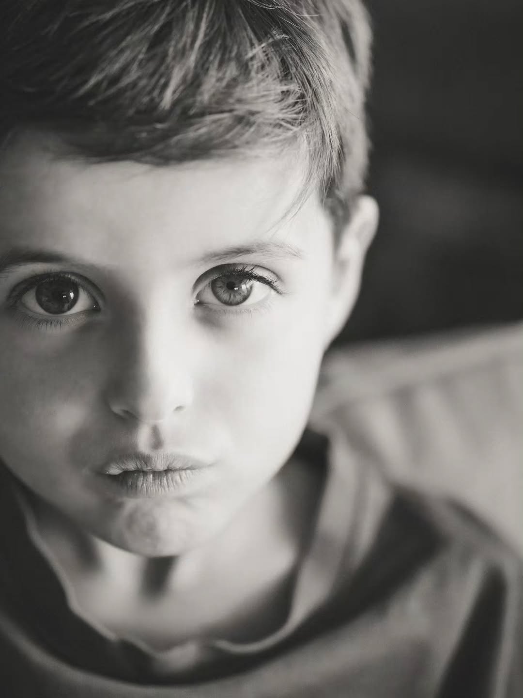 Etzio ❤️ 

La photographie noir et blanc intemporelle ✨️

#Photographe #portraits
#noiretblanc
#shootingphotos #portrait