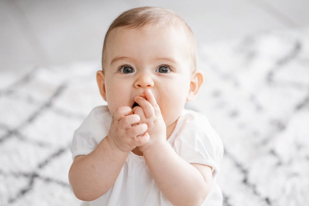 La Douce Joey 🩷 pour une séance portrait Bébé a domicile 
Renseignements en message privée ! 

#portraits #portraitdenf